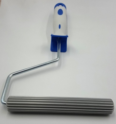 Валик прикаточный с продольной насечкой, D 21 мм
